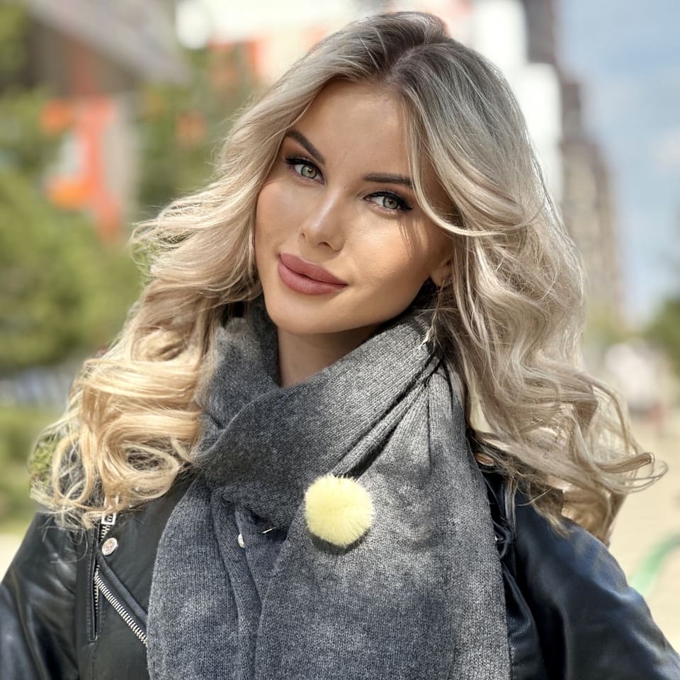 Брошь из натурального меха (Нежно-желтый)